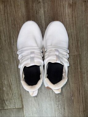Ryka Men's Lightweight White Athletic Sneakers active foam size 9W
